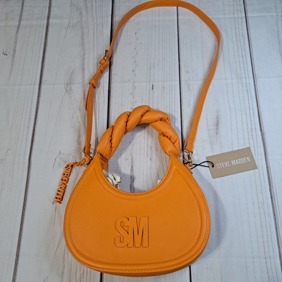 Steve Madden Handbags - Steve Madden Orange BLEONY Crossbody Small Flaws